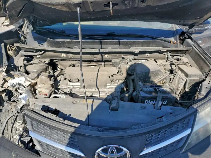 2014 TOYOTA RAV4 XLE  