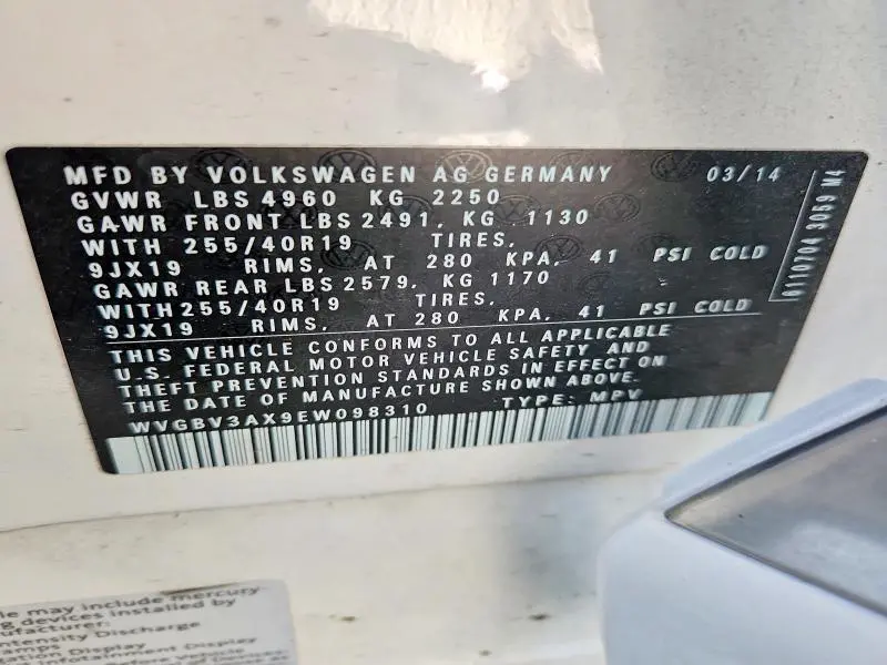 2014 VOLKSWAGEN TIGUAN S  