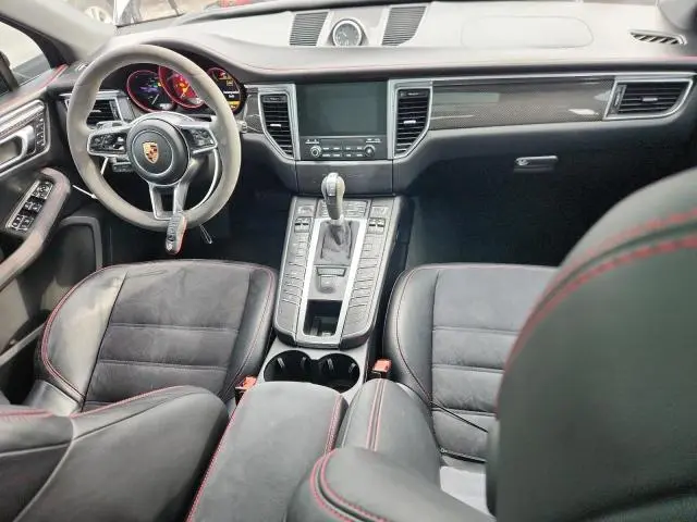2017 PORSCHE MACAN GTS  