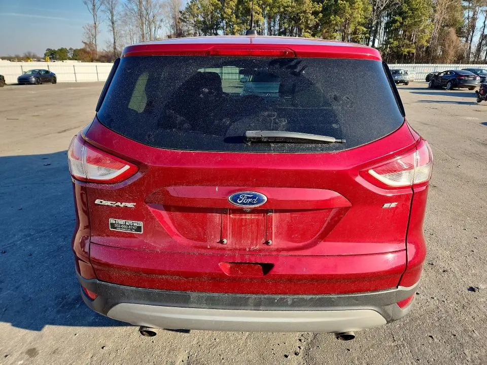2016 FORD ESCAPE SE  