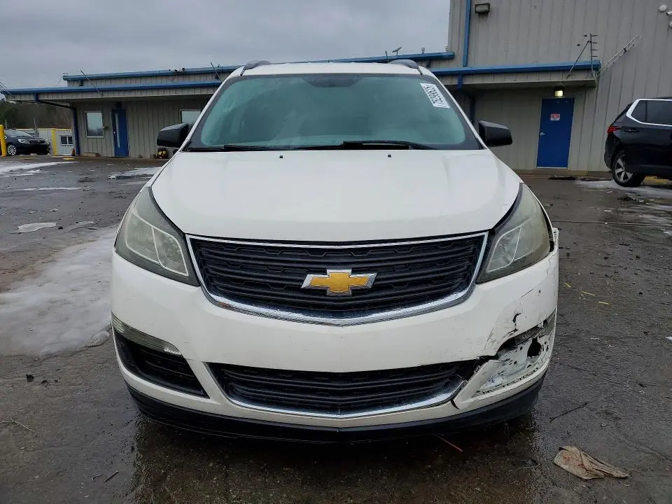 2014 CHEVROLET TRAVERSE LS  