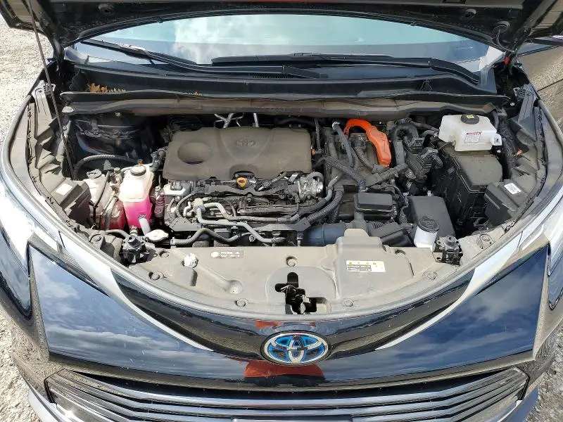 2023 TOYOTA SIENNA LIMITED 7-PASSENGER  