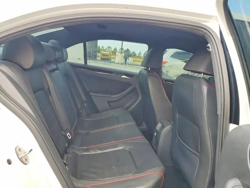 2015 VOLKSWAGEN JETTA GLI  