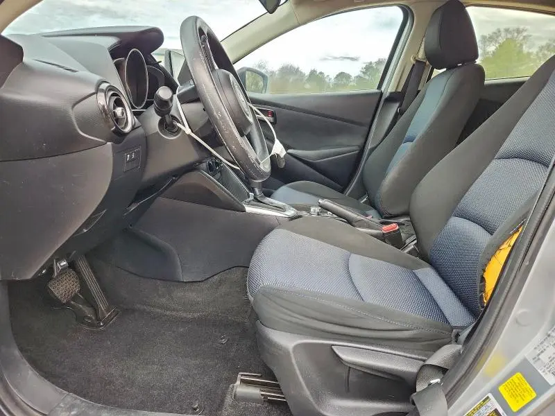 2020 TOYOTA YARIS LE  