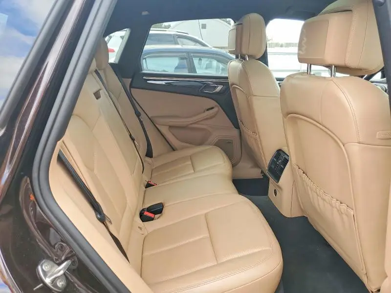 2021 PORSCHE MACAN S  