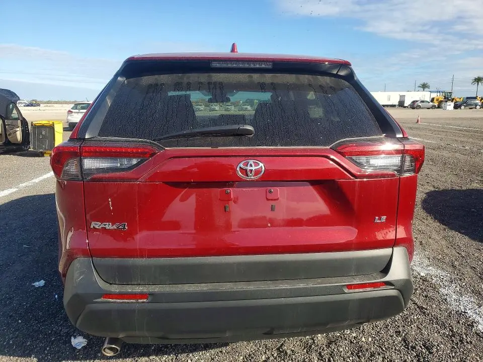 2025 TOYOTA RAV4 LE  
