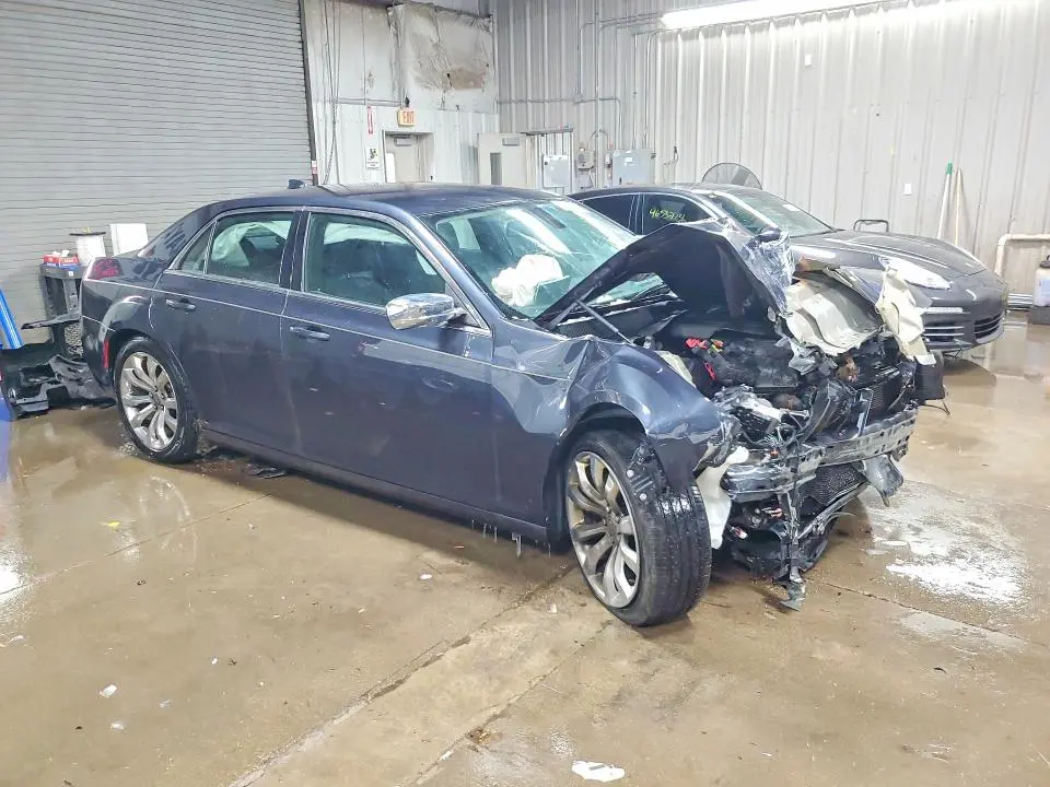 2019 CHRYSLER 300 TOURING  