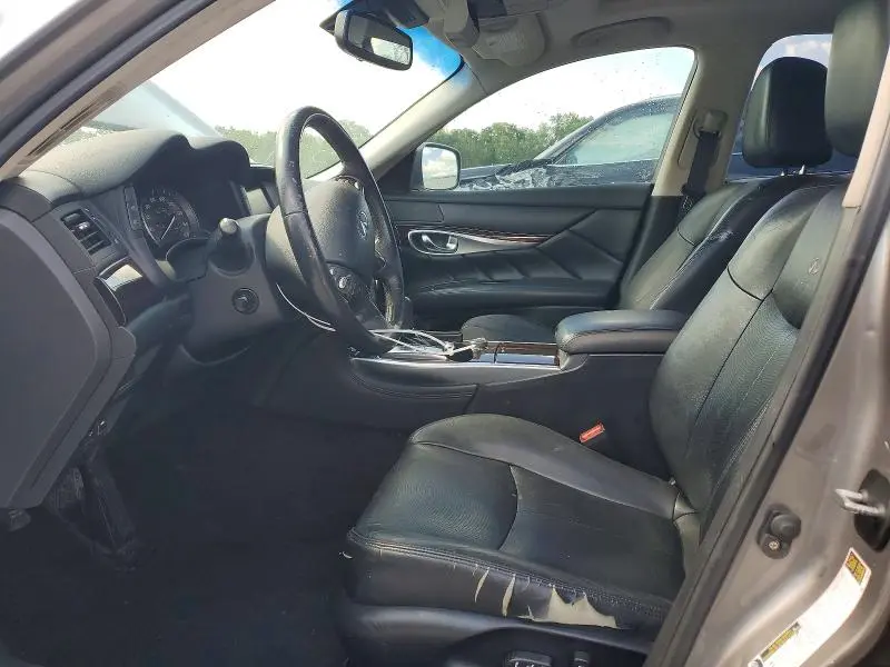 2011 INFINITI M37 X  