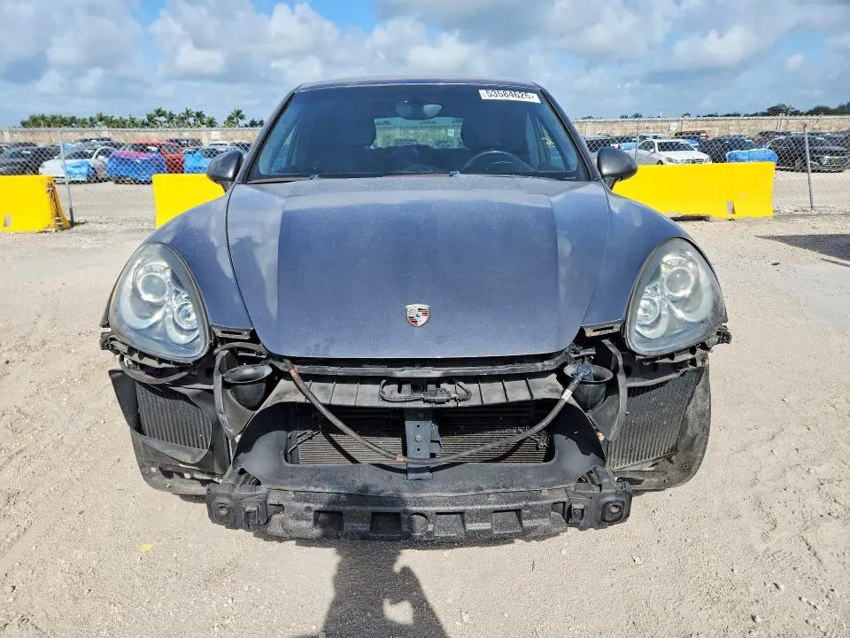 2011 PORSCHE CAYENNE TURBO  