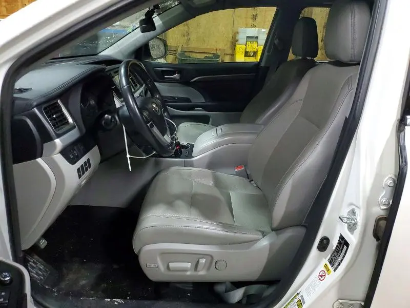 2019 TOYOTA HIGHLANDER LIMITED  