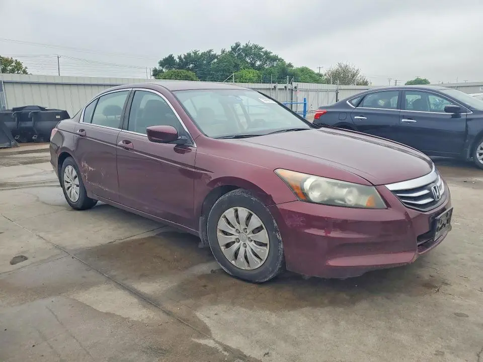 2011 HONDA ACCORD LX  