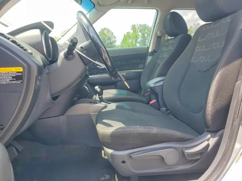 2013 KIA SOUL +  