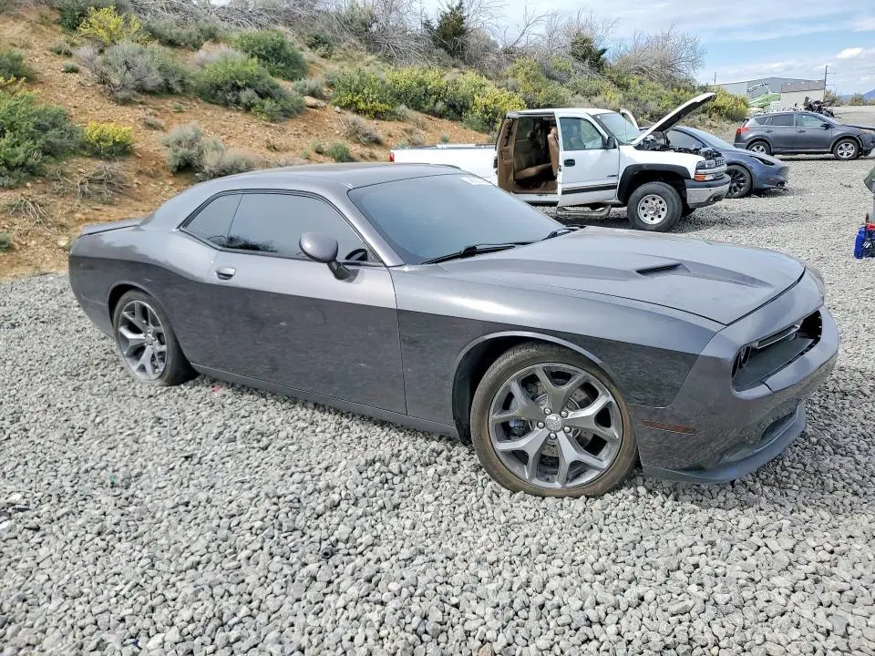 2015 DODGE CHALLENGER SXT  