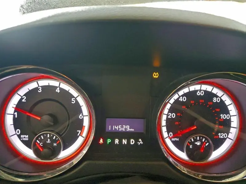 2013 DODGE GRAND CARAVAN SE  