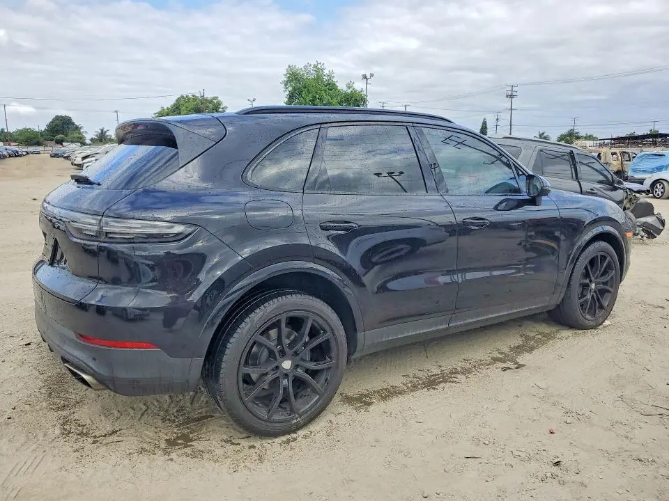 2019 PORSCHE CAYENNE   