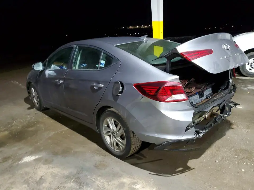 2020 HYUNDAI ELANTRA SEL  