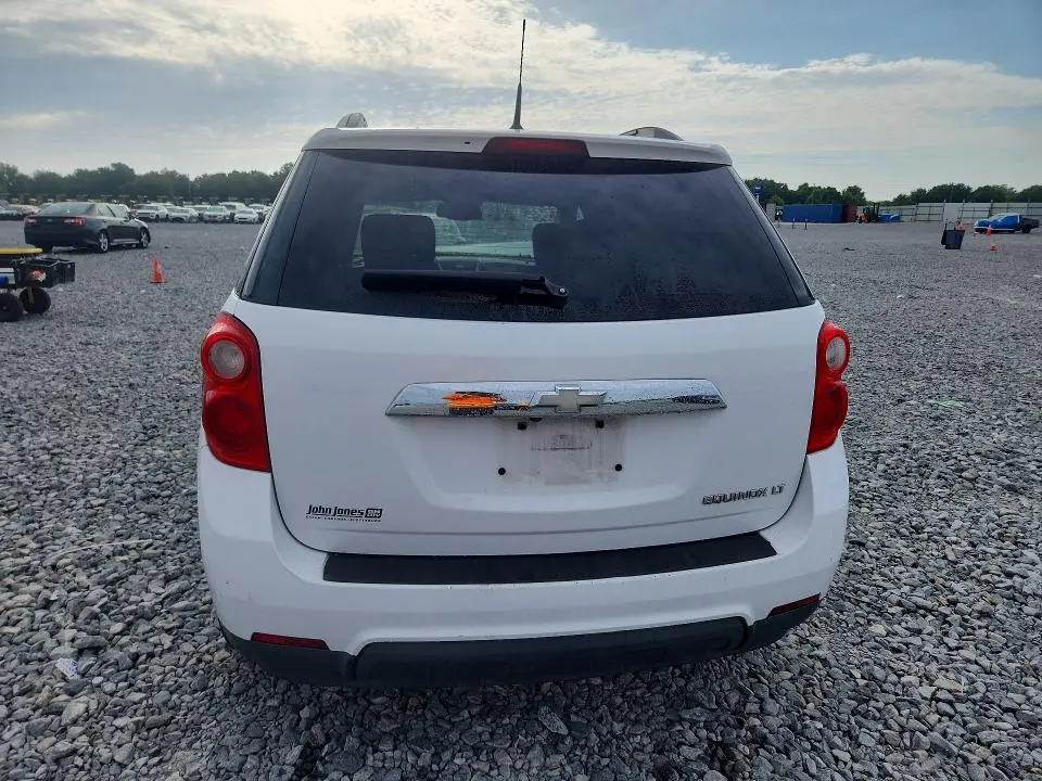 2010 CHEVROLET EQUINOX LT  
