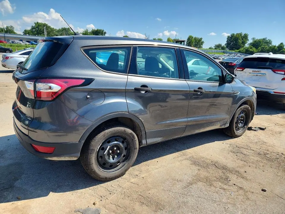 2017 FORD ESCAPE S  