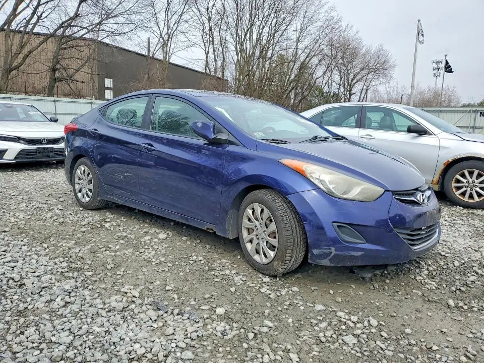 2011 HYUNDAI ELANTRA GLS  