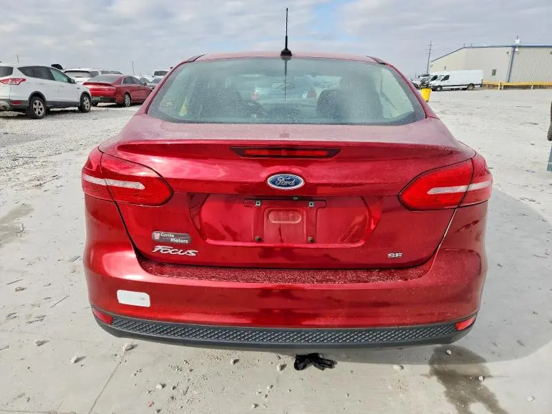 2017 FORD FOCUS SE  