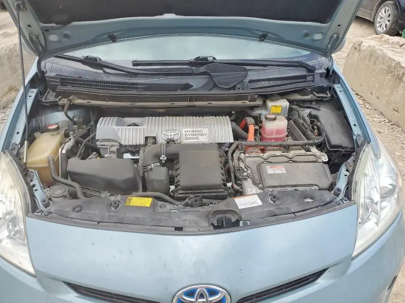 2015 TOYOTA PRIUS TWO  
