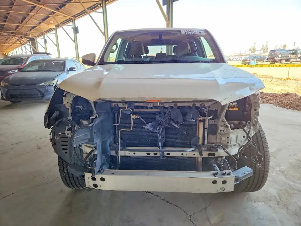 2015 TOYOTA 4RUNNER SR5  