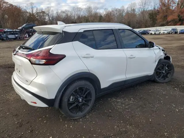 2021 NISSAN KICKS SV  