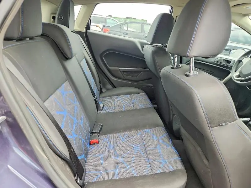 2013 FORD FIESTA SE  