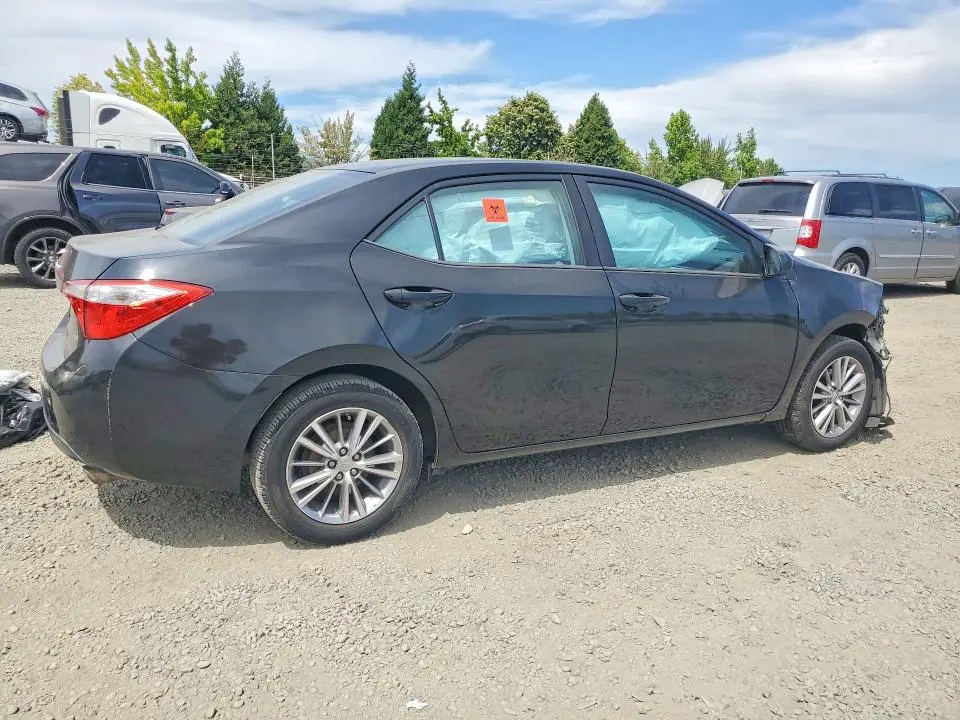 2014 TOYOTA COROLLA LE PLUS  