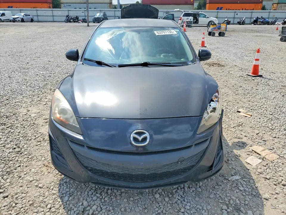 2011 MAZDA 3 I  