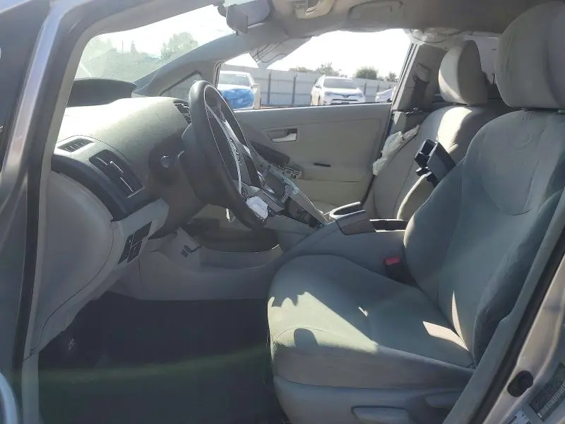 2013 TOYOTA PRIUS THREE  