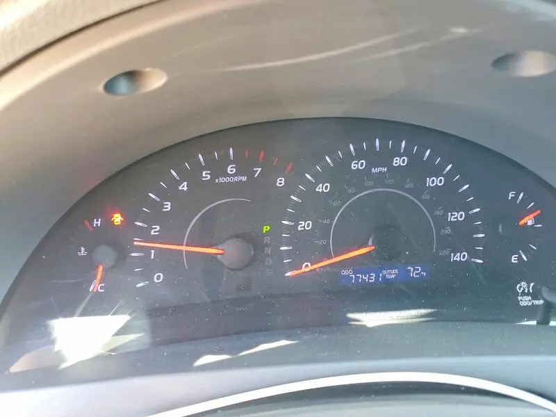 2011 TOYOTA CAMRY LE  