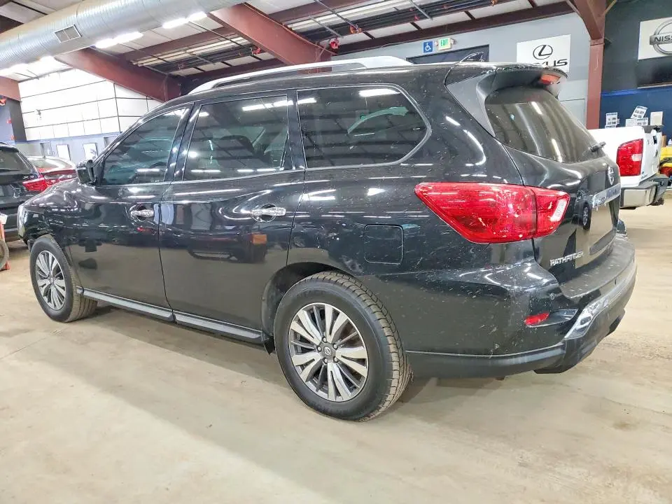 2019 NISSAN PATHFINDER SL  