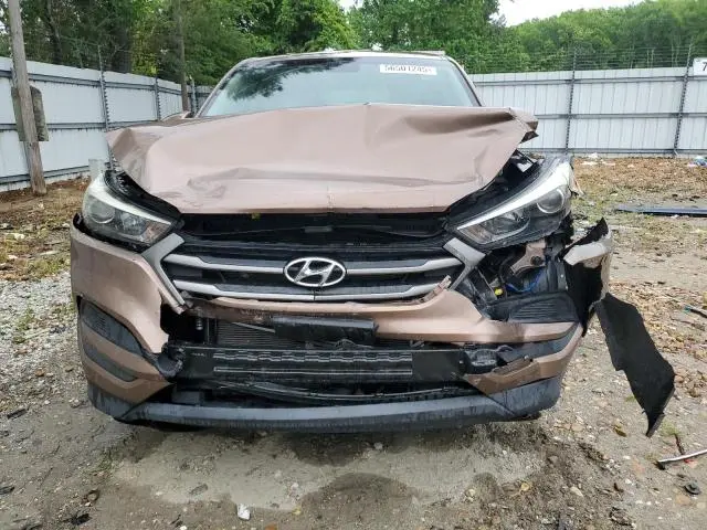 2016 HYUNDAI TUCSON SE  