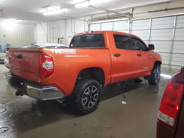 2016 TOYOTA TUNDRA CREWMAX SR5  