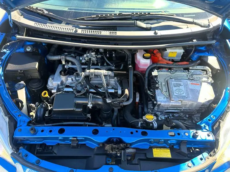 2014 TOYOTA PRIUS C TWO  