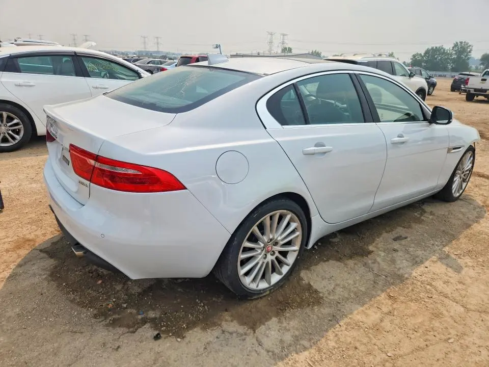 2017 JAGUAR XE FIRST EDITION  