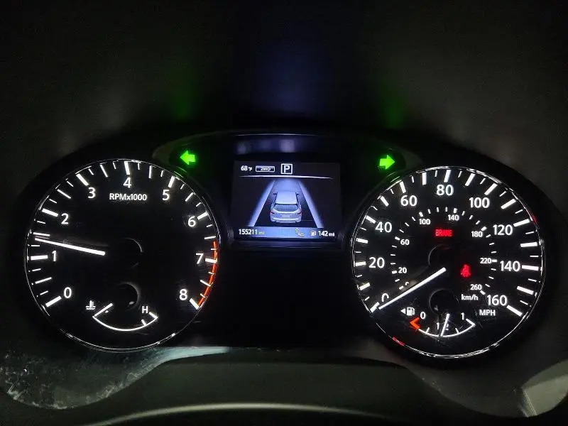 2017 NISSAN PATHFINDER SL  