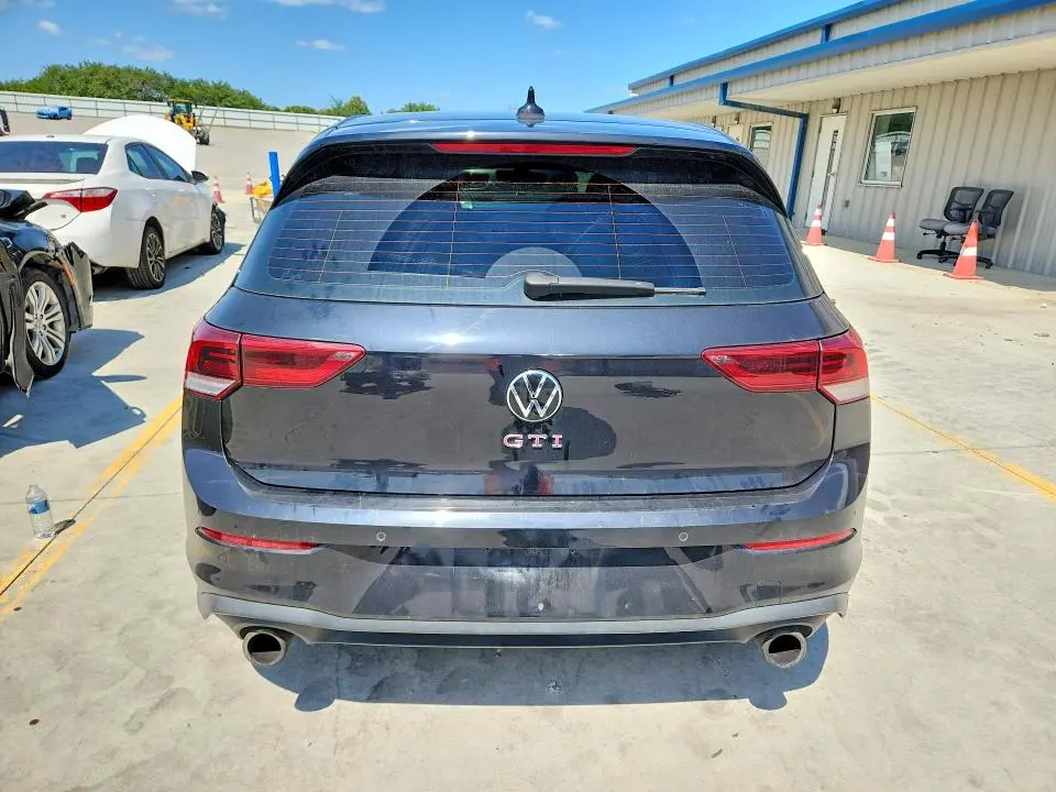 2022 VOLKSWAGEN GTI S  