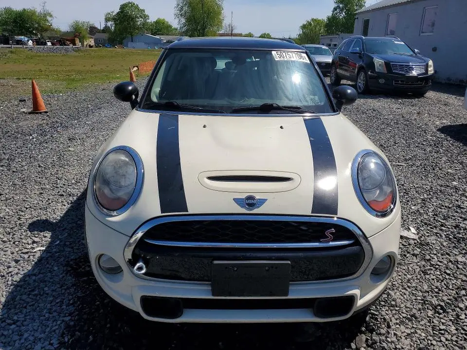 2015 MINI COOPER S  
