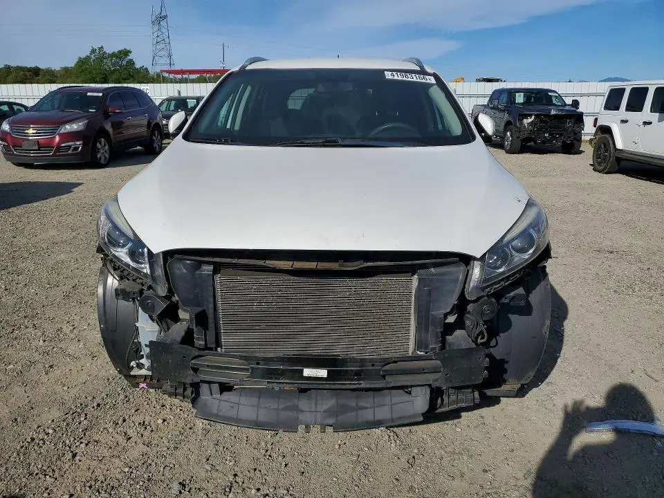 2017 KIA SORENTO LX V6  