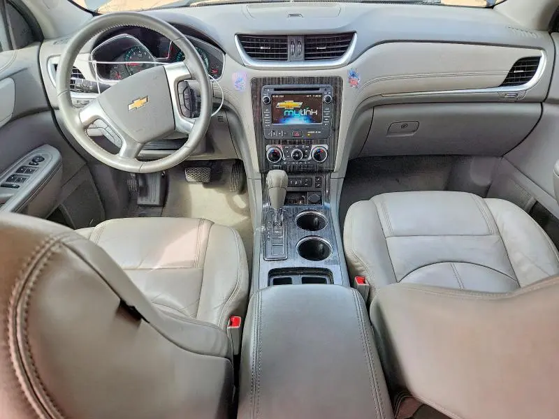 2014 CHEVROLET TRAVERSE LT  