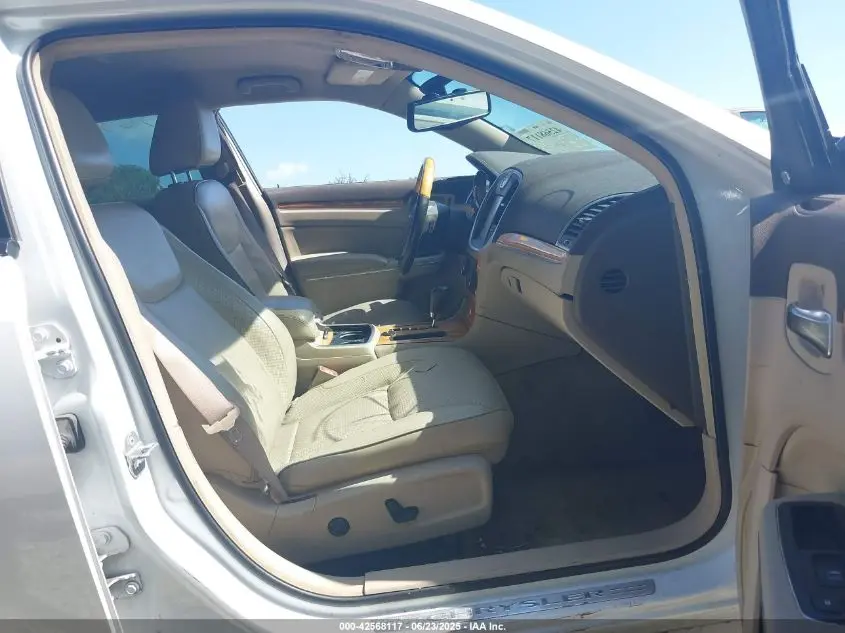 2013 CHRYSLER 300C  