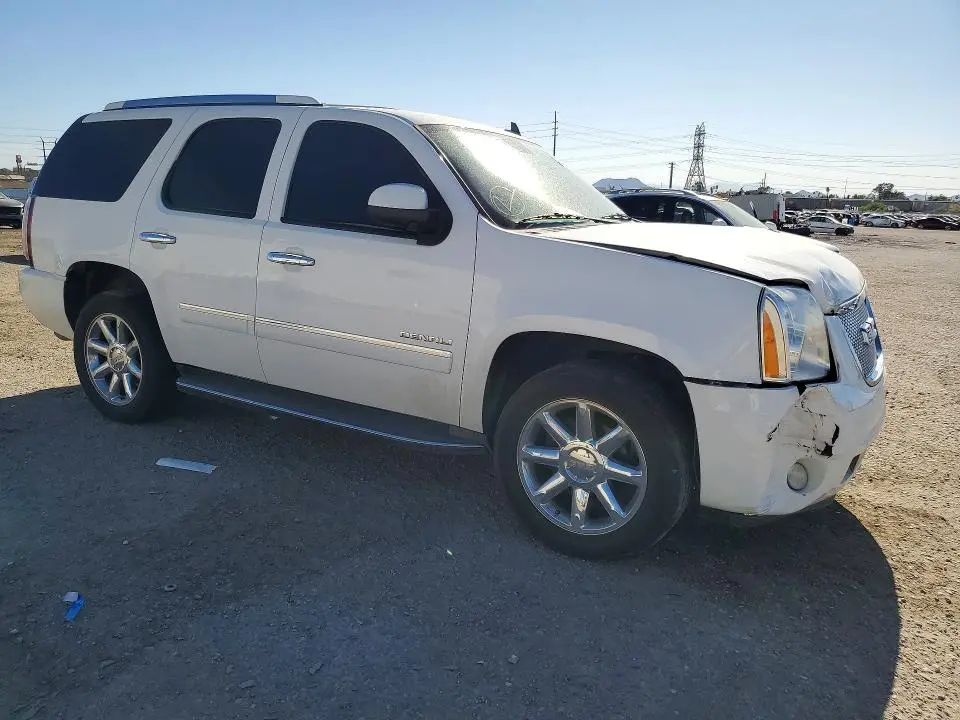 2011 GMC YUKON DENALI  