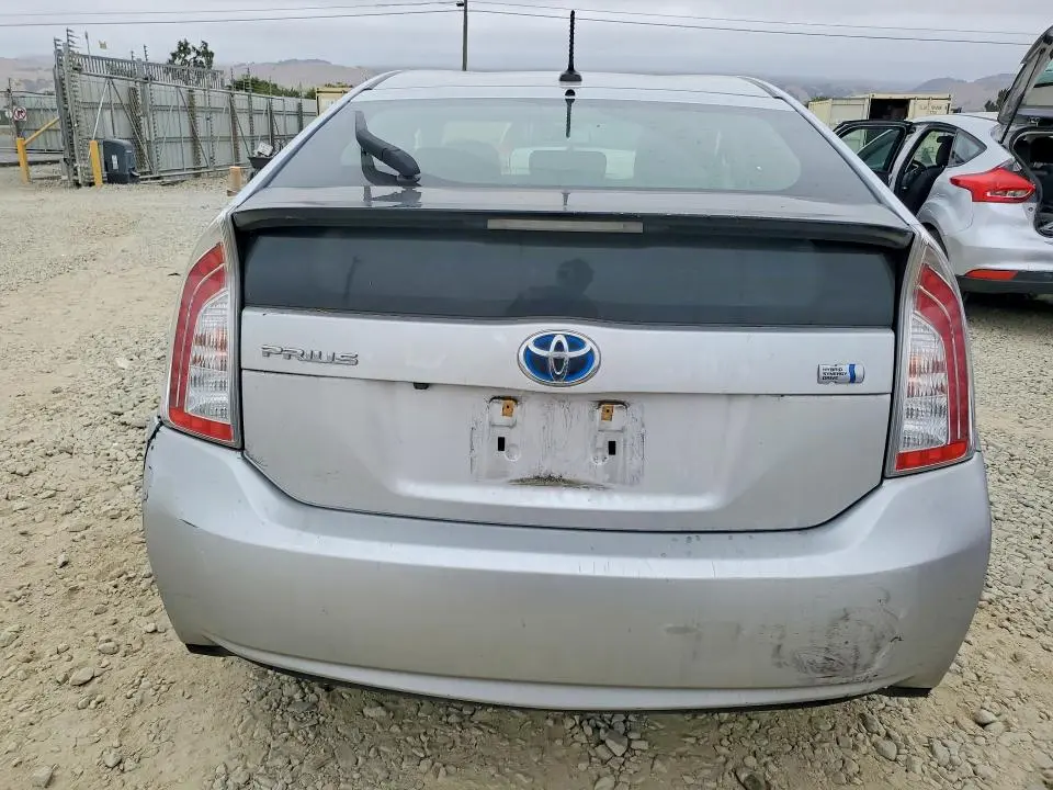 2014 TOYOTA PRIUS THREE  