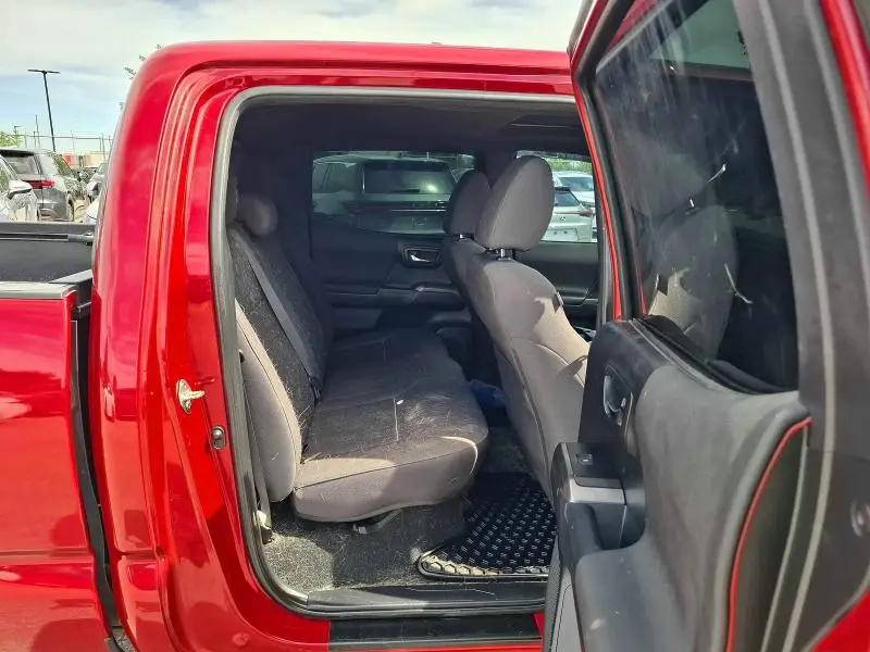2017 TOYOTA TACOMA SR5 V6  