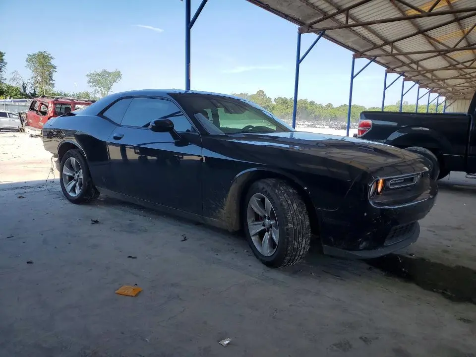 2016 DODGE CHALLENGER SXT  