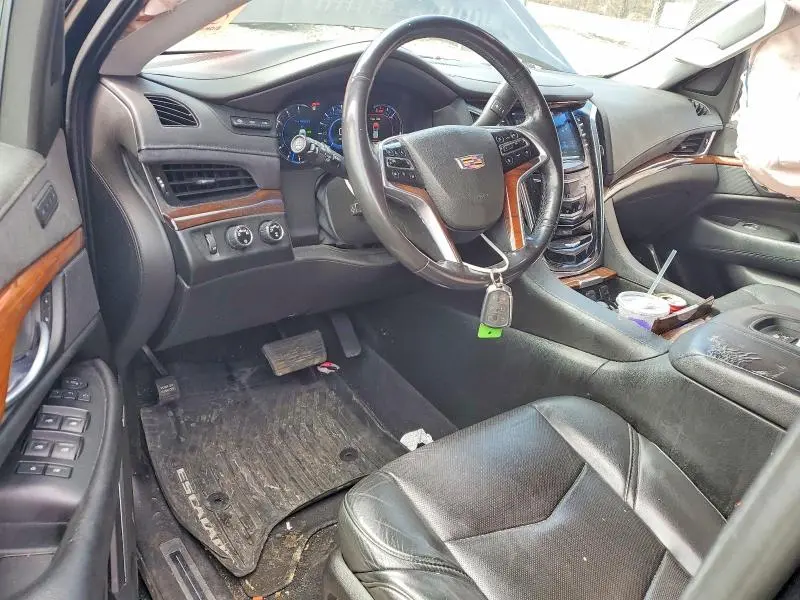 2019 CADILLAC ESCALADE LUXURY  