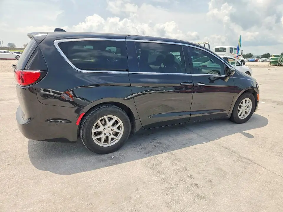 2020 CHRYSLER PACIFICA TOURING  