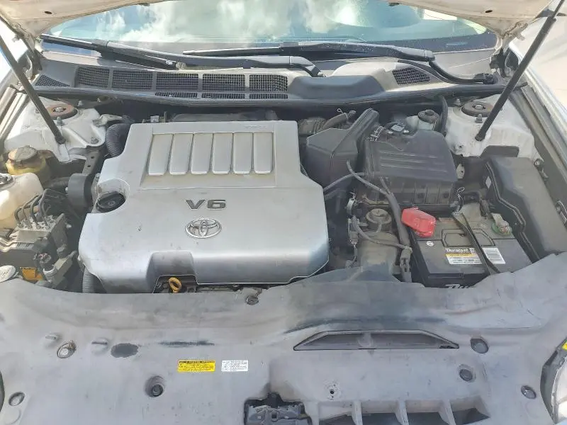2011 TOYOTA AVALON LIMITED  